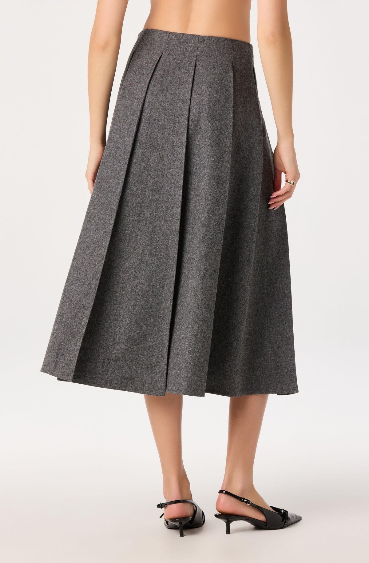 Kelsie Pleated Midi Skirt in Charcoal — view 4