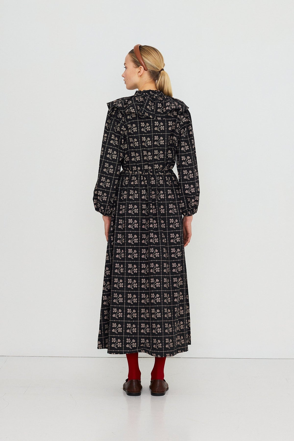 Dots Flowers Puff Sleeves Blouse in Navy — view 5