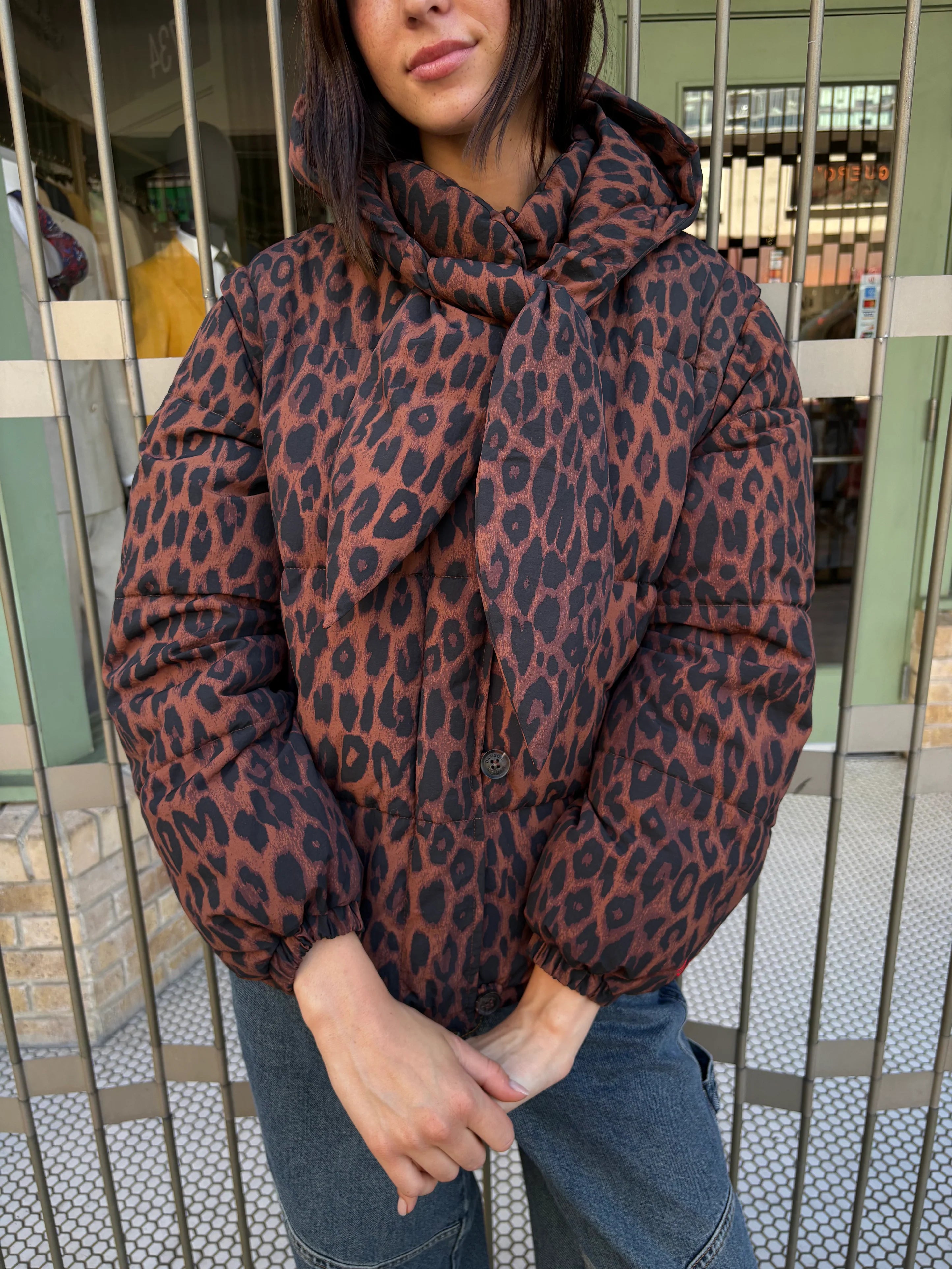 Pearl Puffer in Choc Leopard