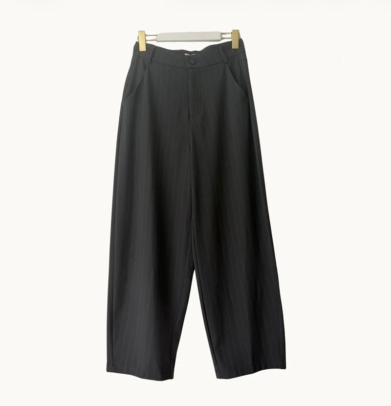 Penelope Barrel Leg Trouser in Charcoal Pinstripe — view 5