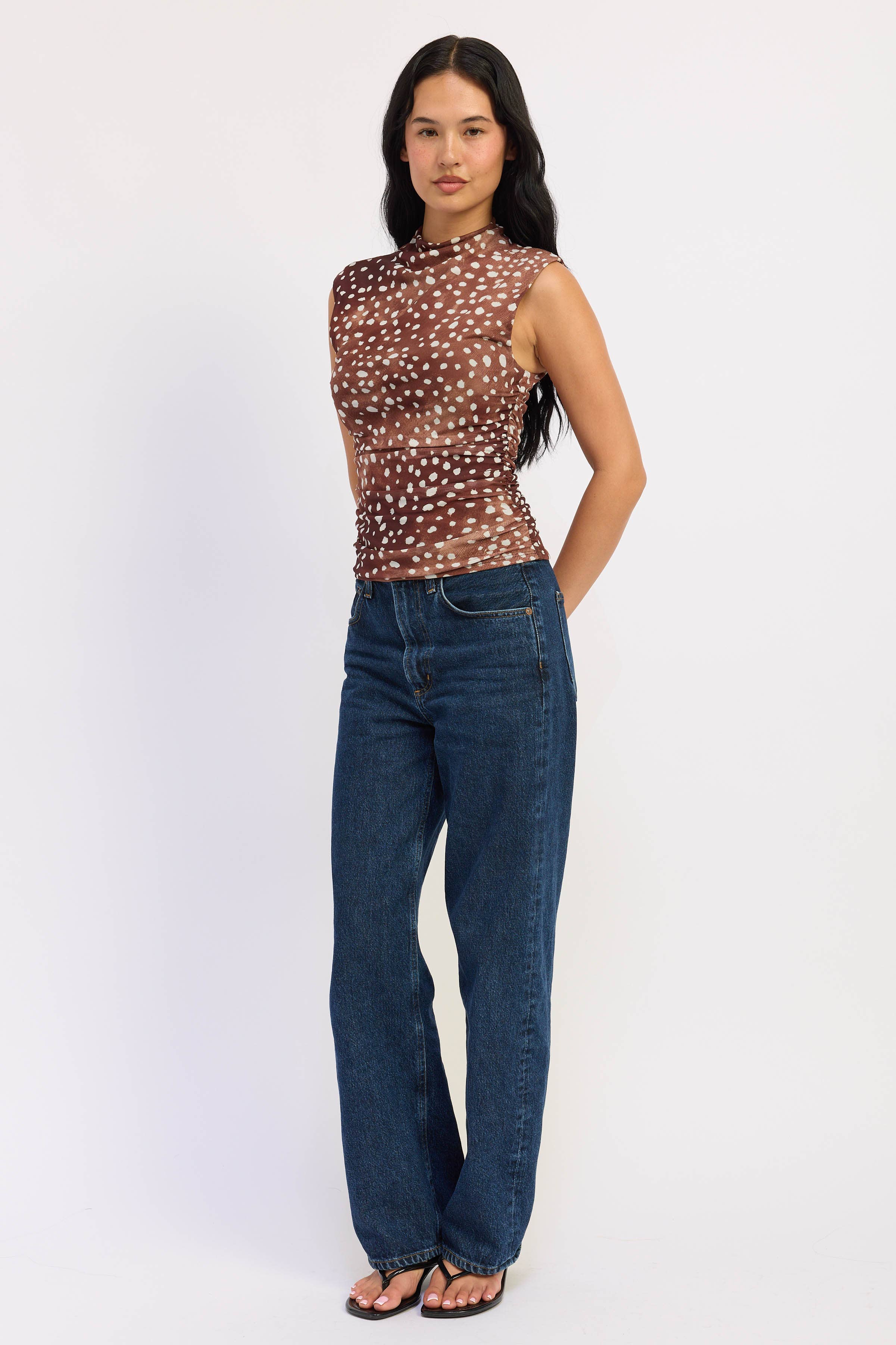 Emory Park sleeveless fitted mesh top in fawn print
