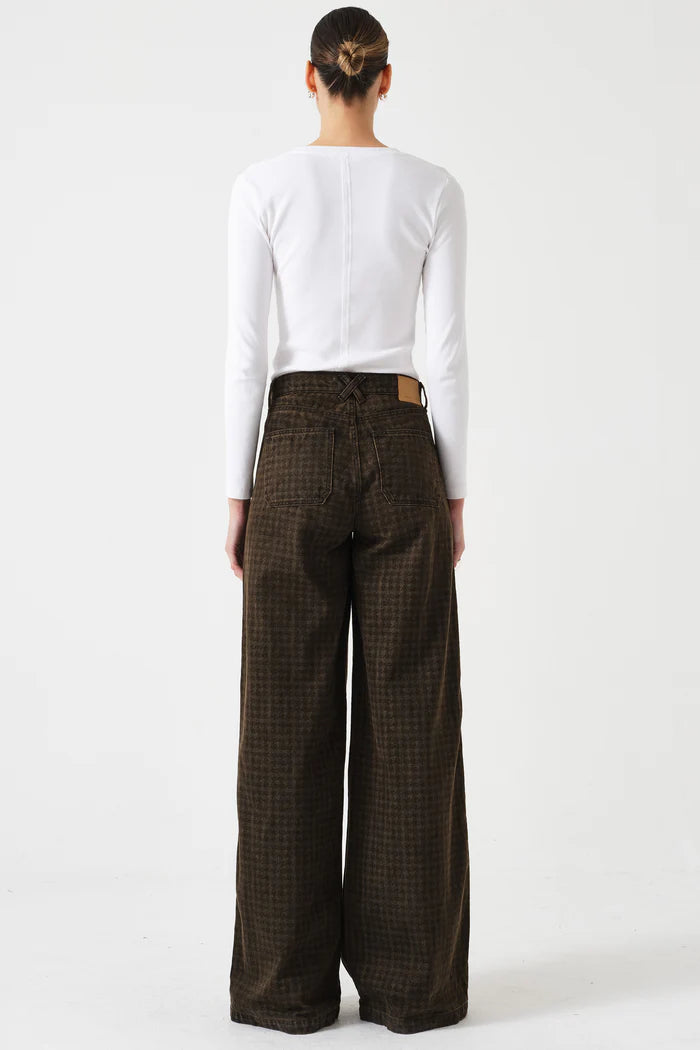 Bay Jean in Houndstooth Cacao — view 4