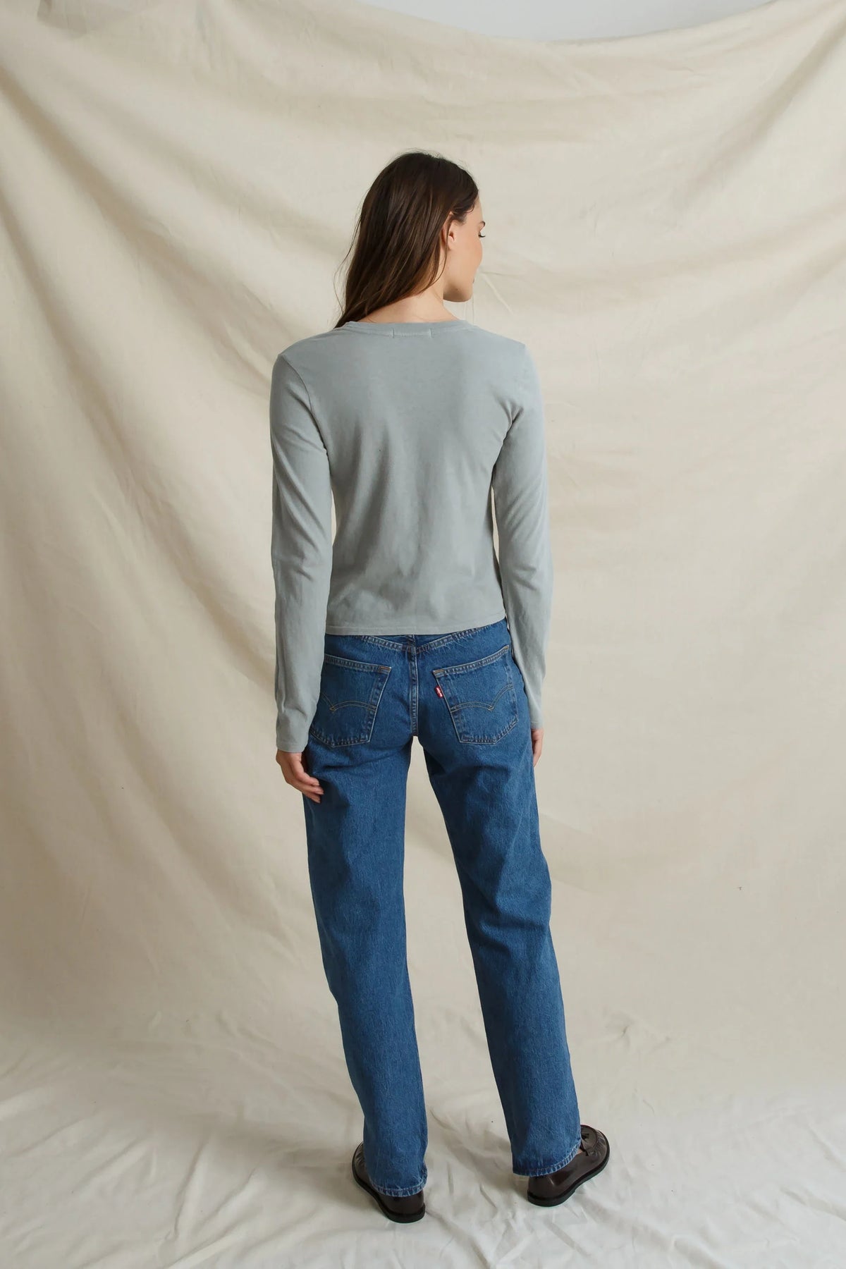 Lisa Long Sleeve Tee in Griffin Gray - view 6