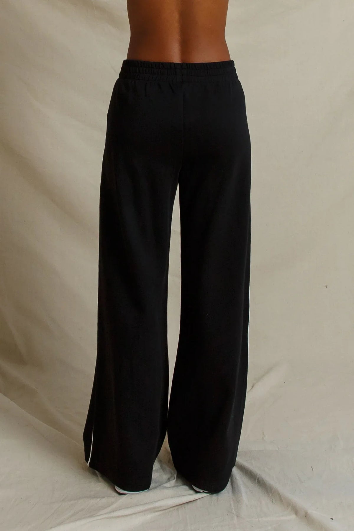 Mikos Pureform Wide Leg Pant in True Black - view 4