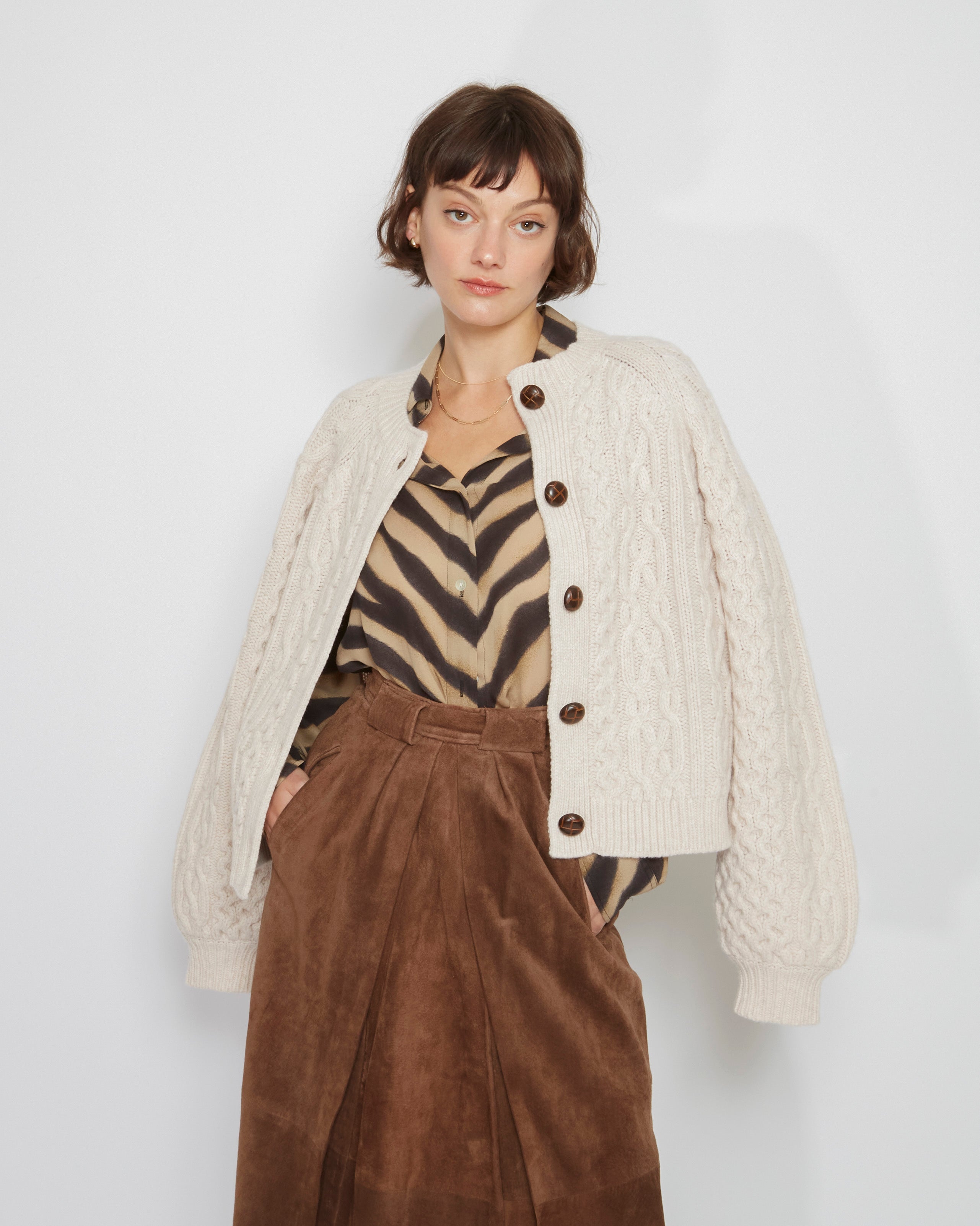 Quince Cardigan Brown – Meadows