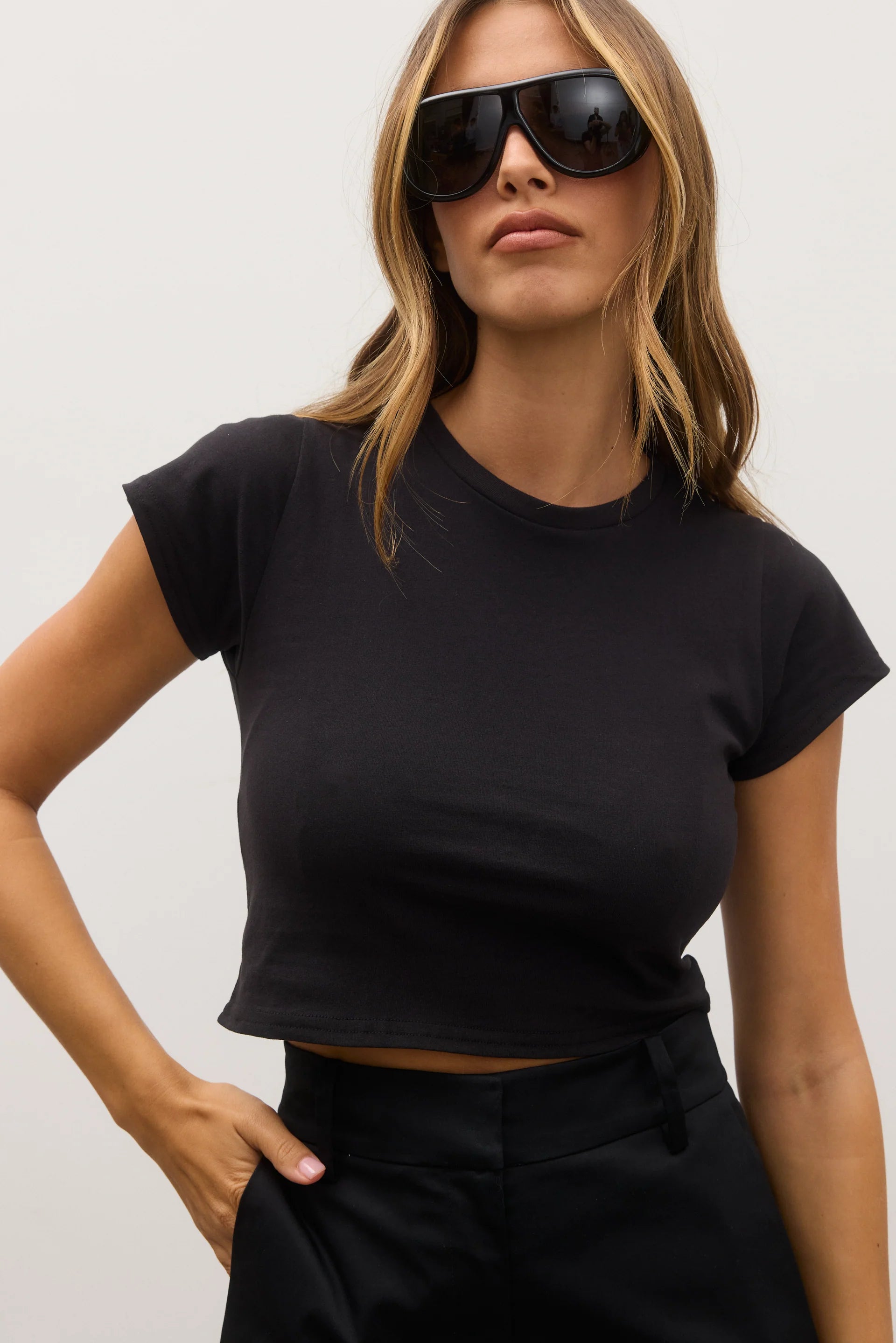 Corey Cropped T-Shirt in Black — view 4