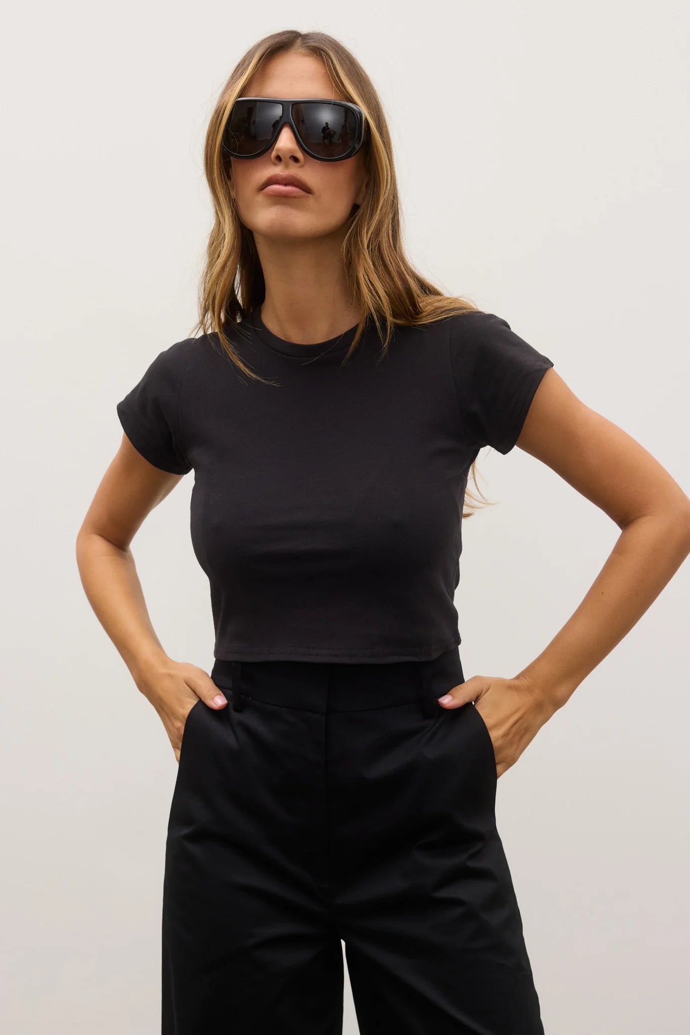 Corey Cropped T-Shirt in Black