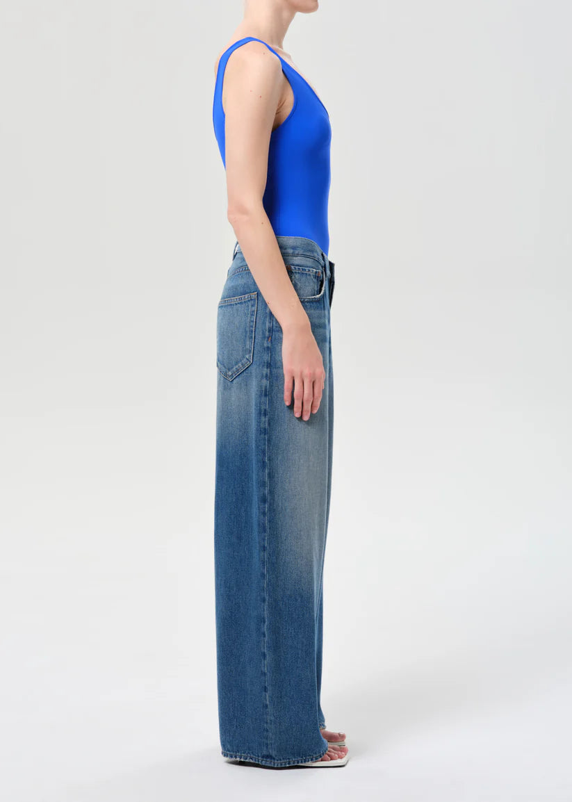 Rounded Baggy Jean in Expression