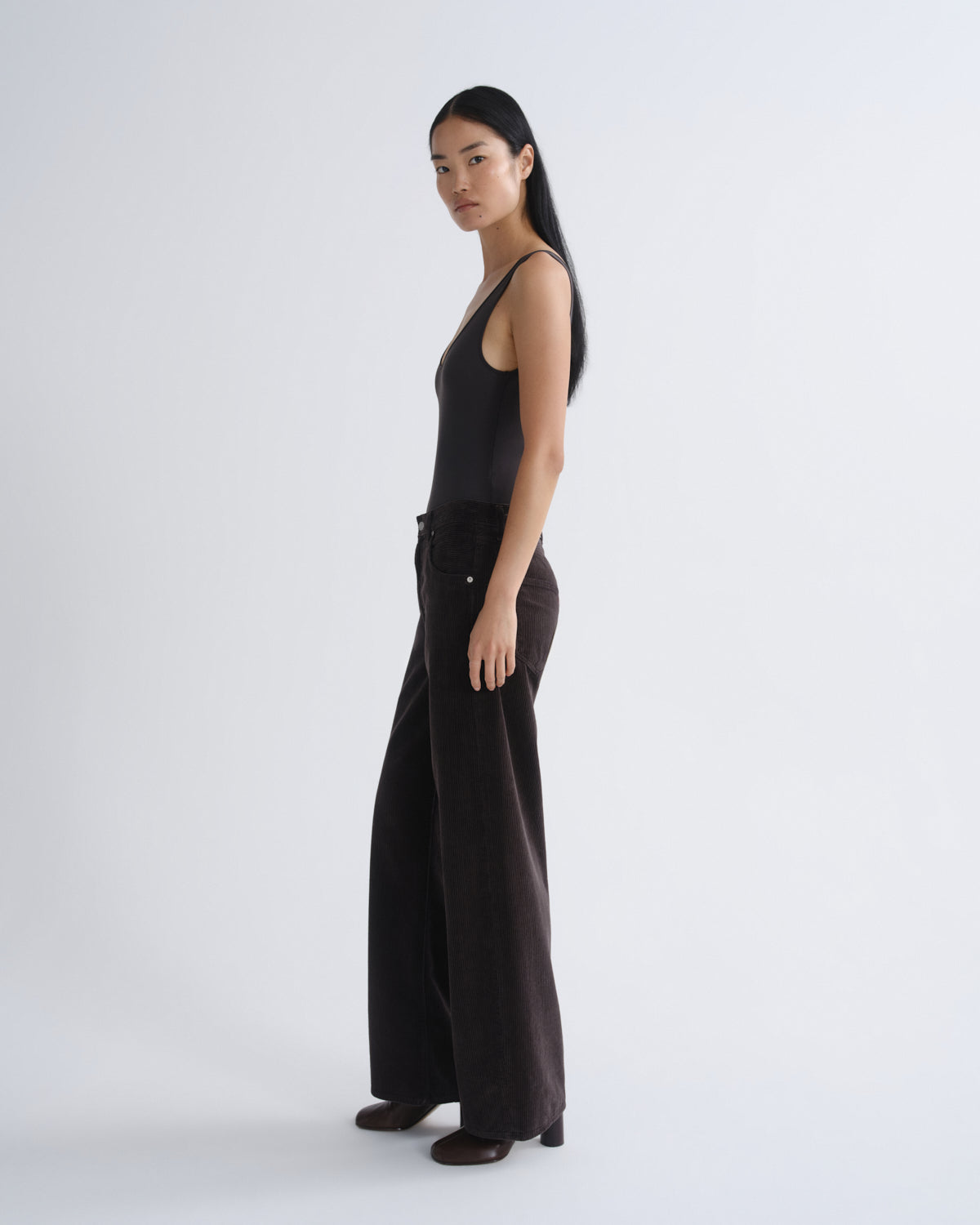 Low Curve Corduroy Jean in Forge — view 4