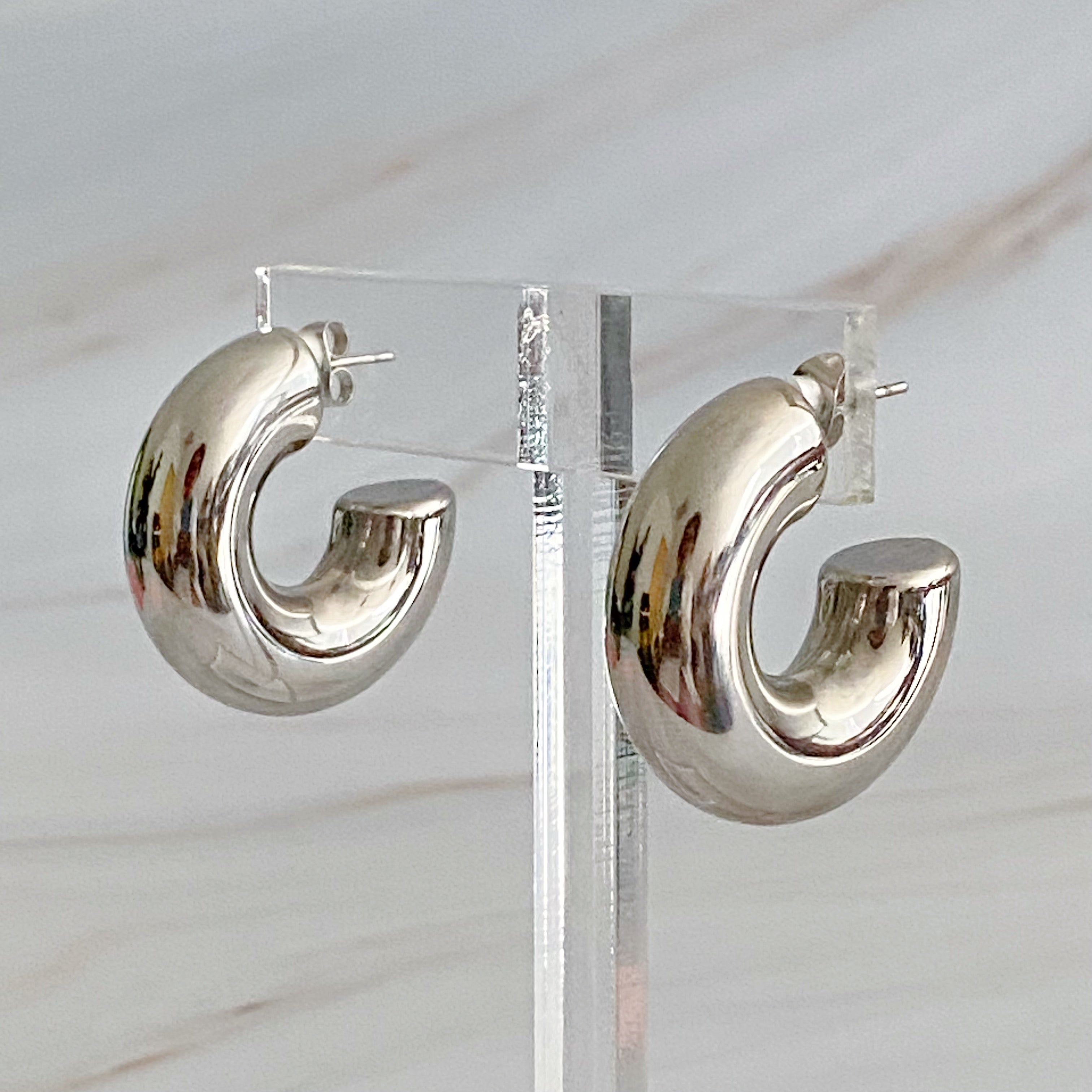 Polished Hollow Daily Hoop Earrings — view 6