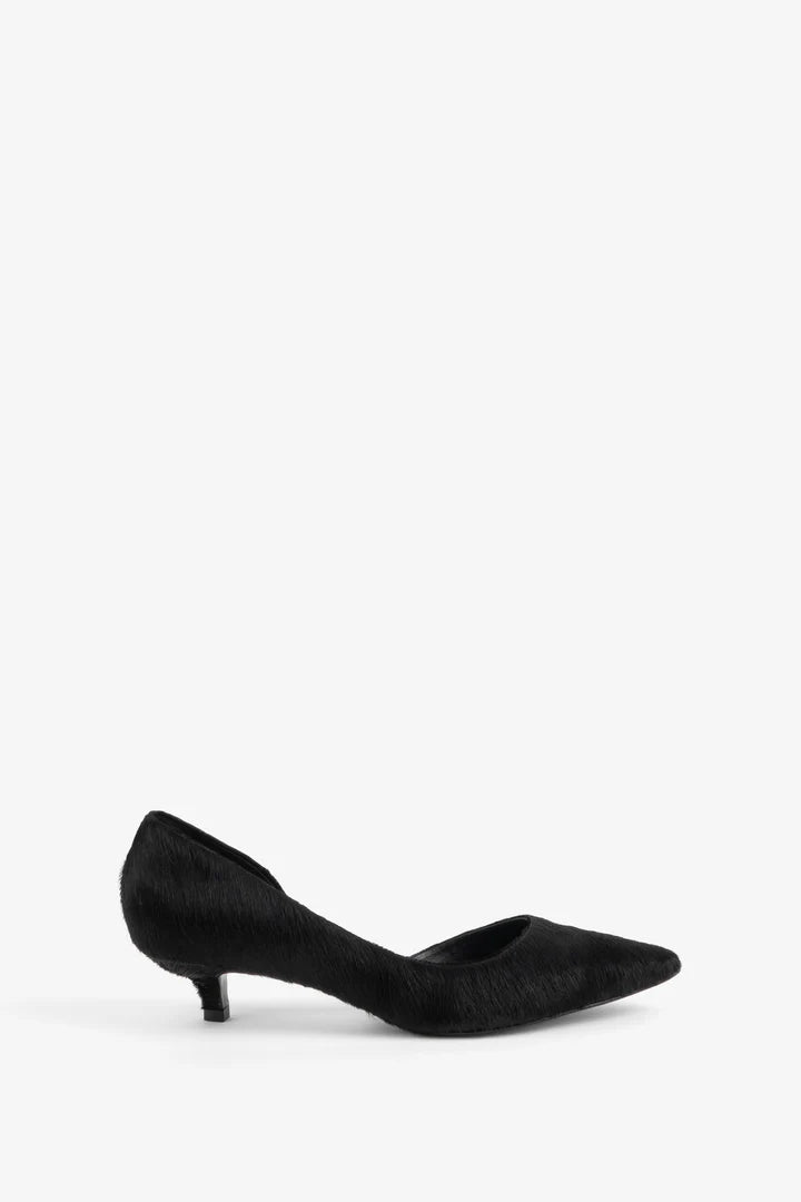 Costa Kitten Heel in Black