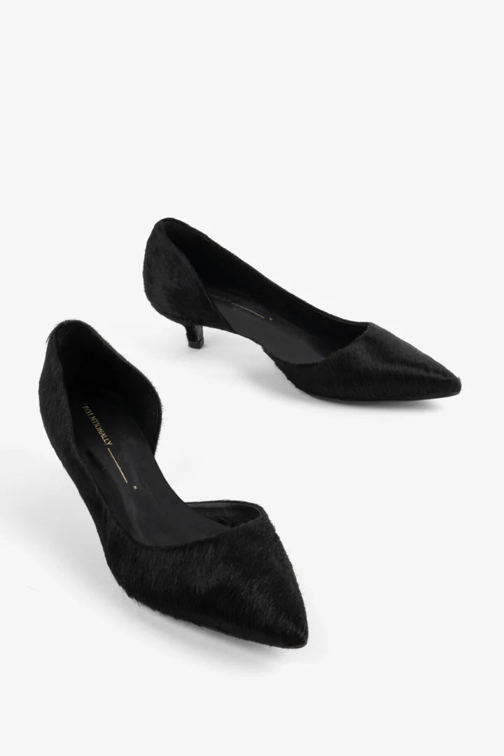 Costa Kitten Heel in Black