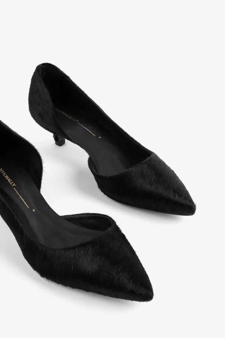 Costa Kitten Heel in Black — view 4