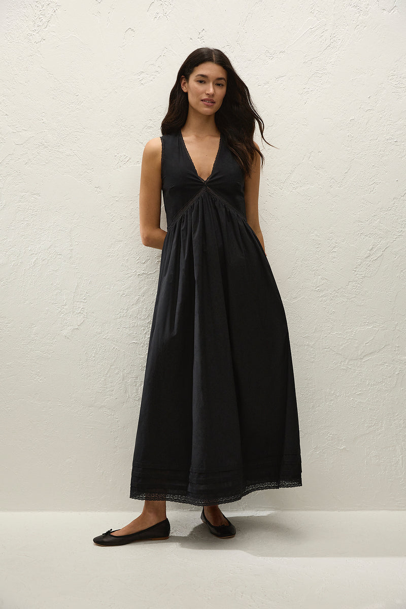 Fiora Midi Dress in Black