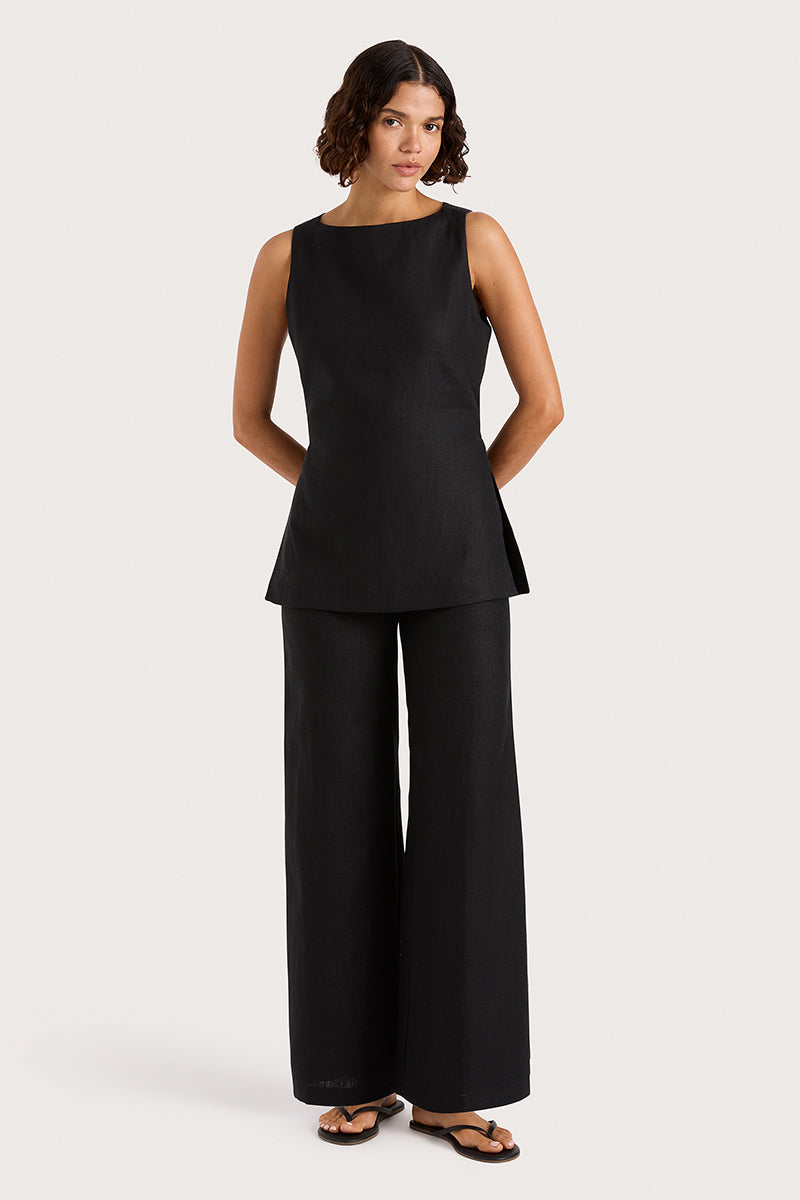 Joan Top in Black
