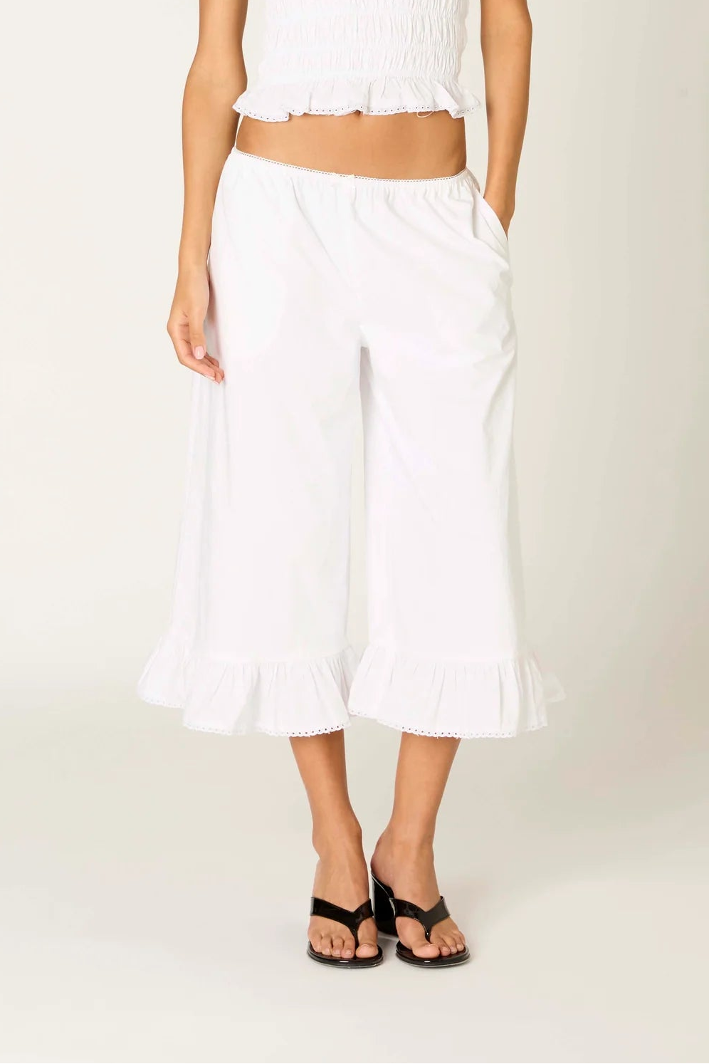 Viento Pant in White