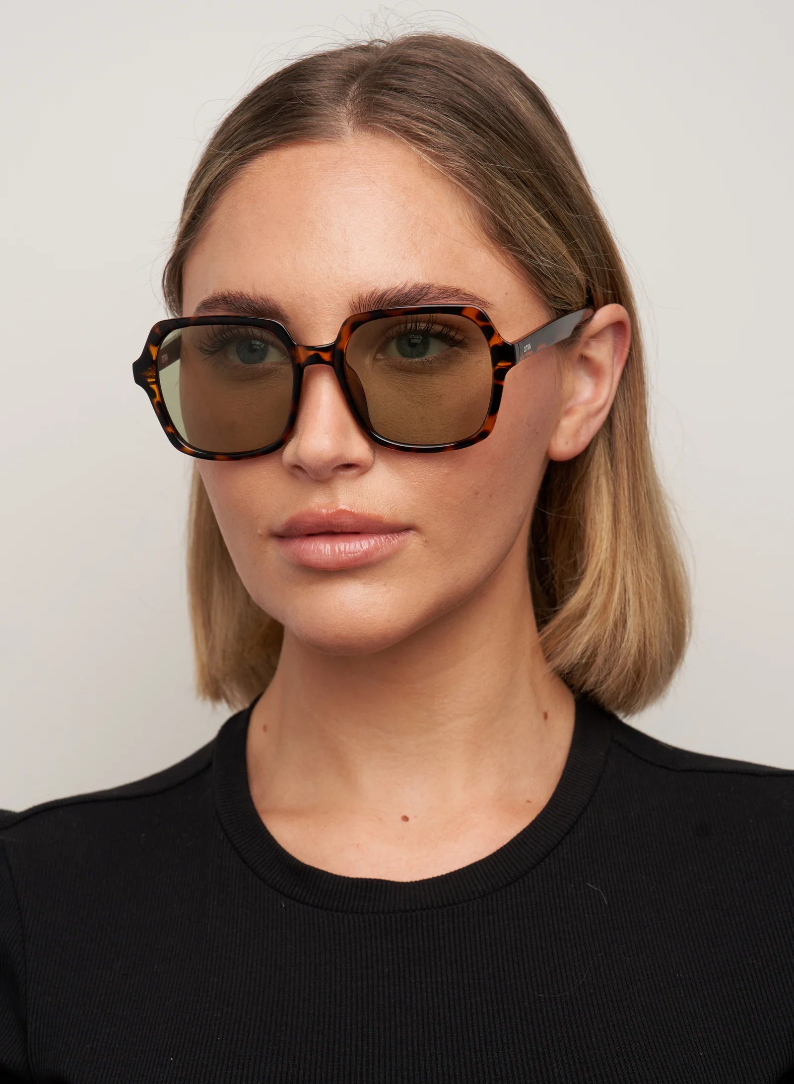 Sady Sunglasses in Tortoise/Light Green