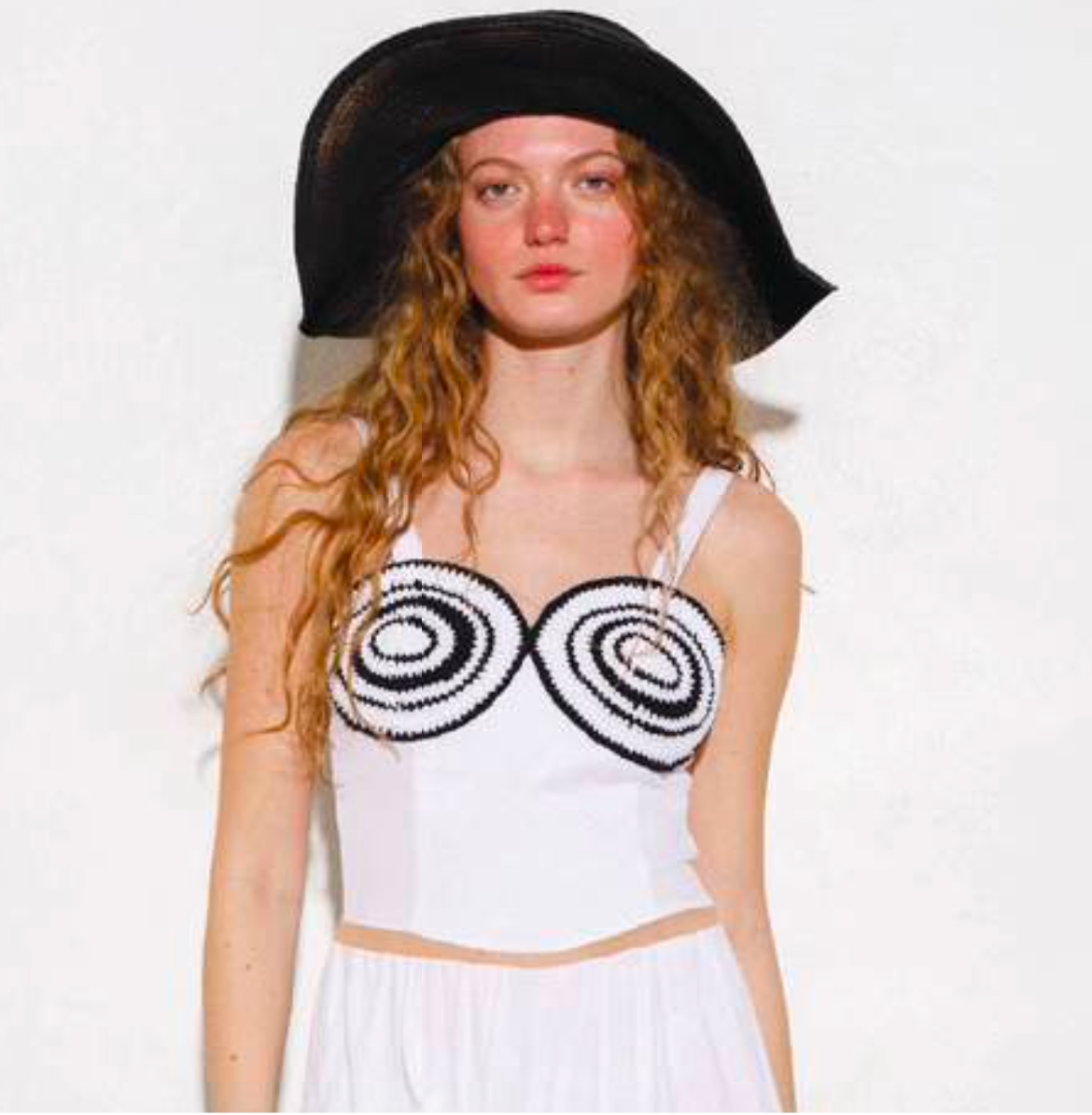 Tornado Top in White