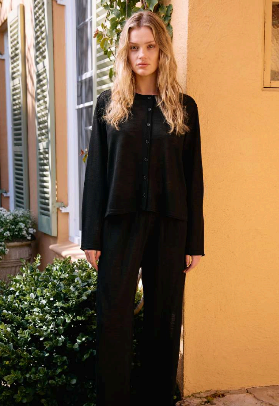 Coast Cardigan in Black