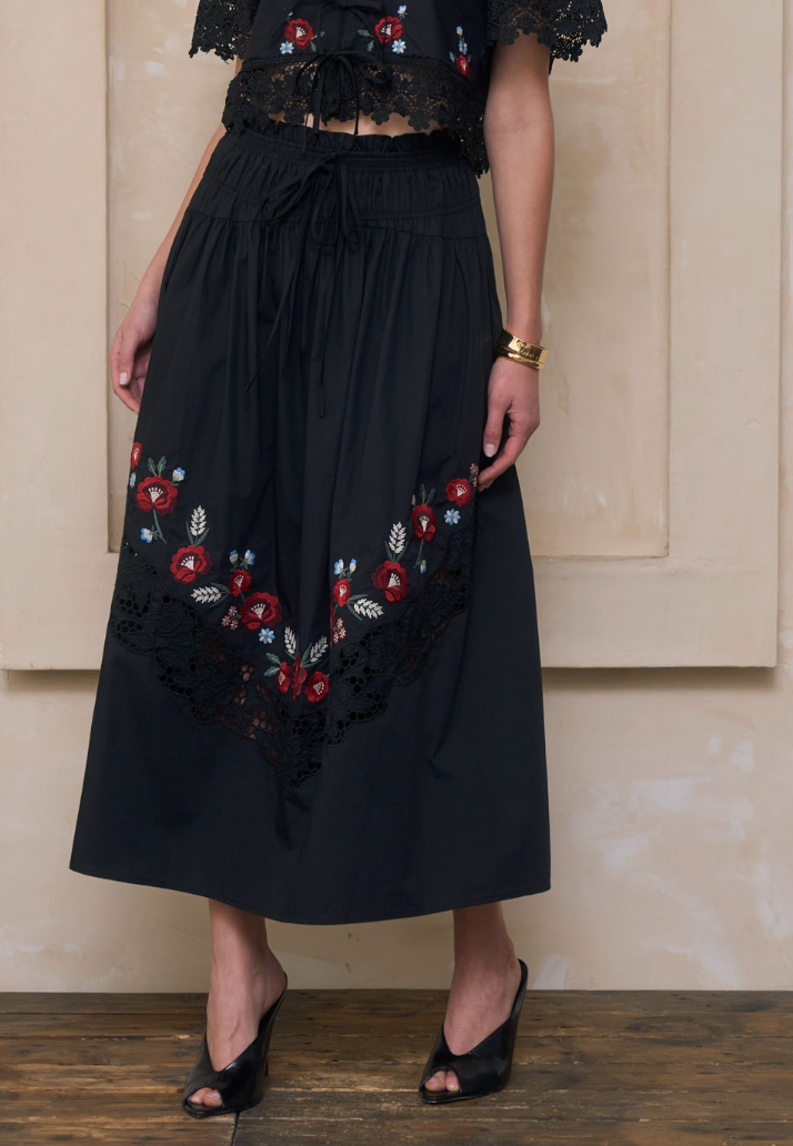 Embroidered Floral Elasticated Midi Skirt