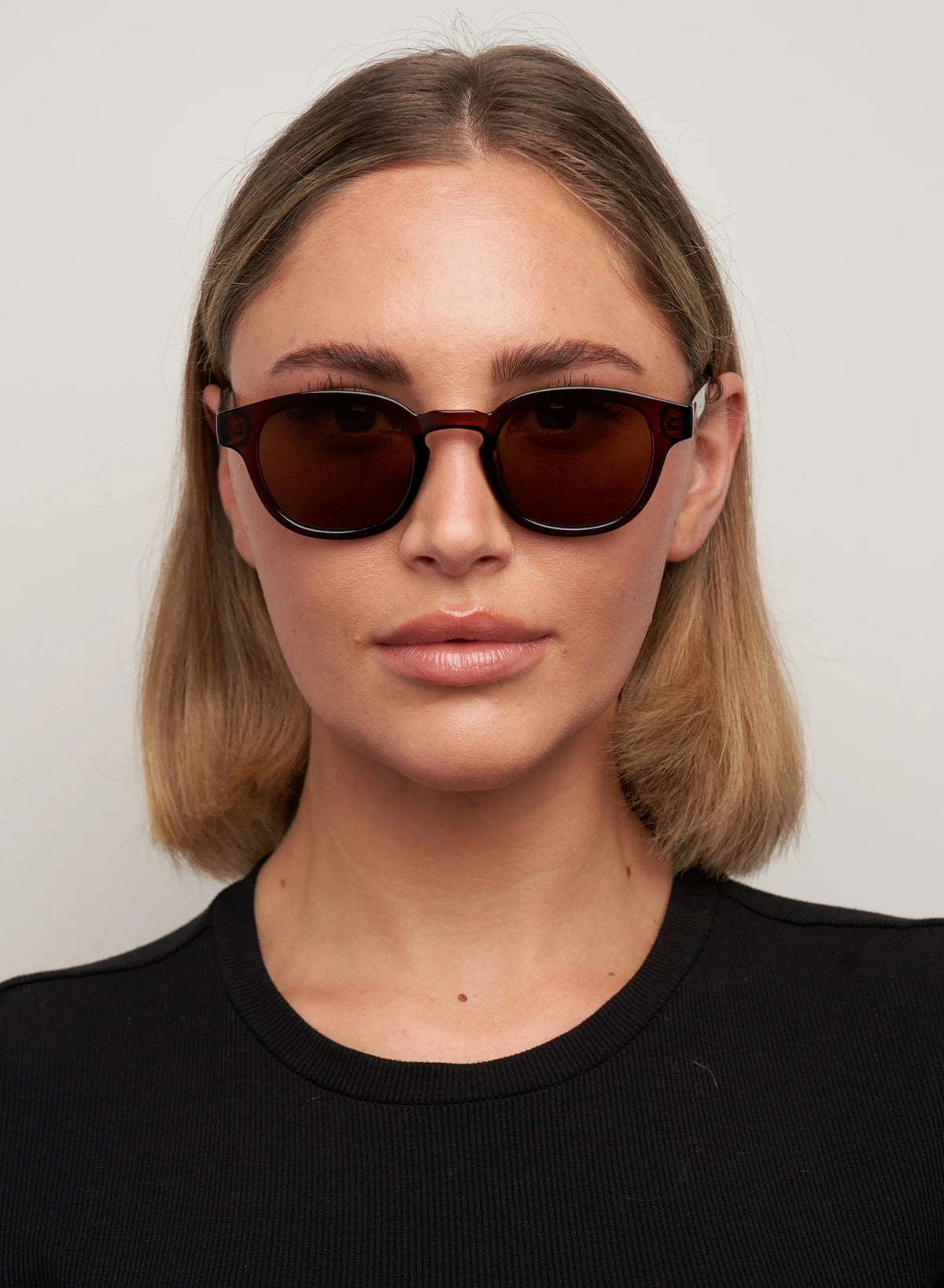 Summer Sunglasses in Chocolate Brown — view 3