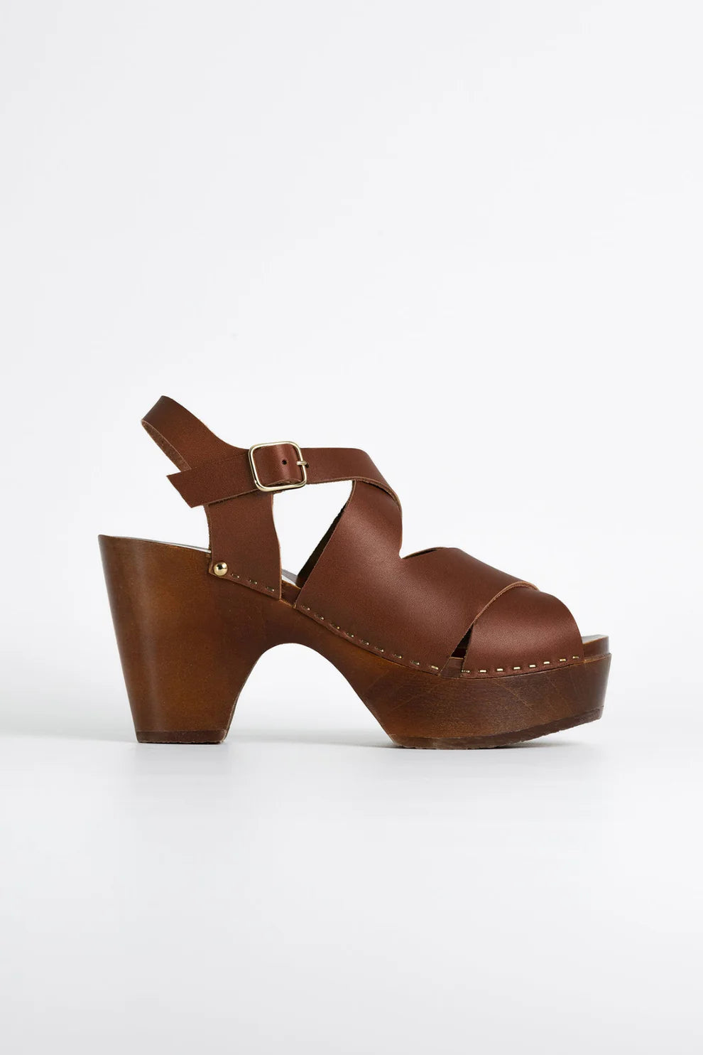 Yalta Clog in Havana
