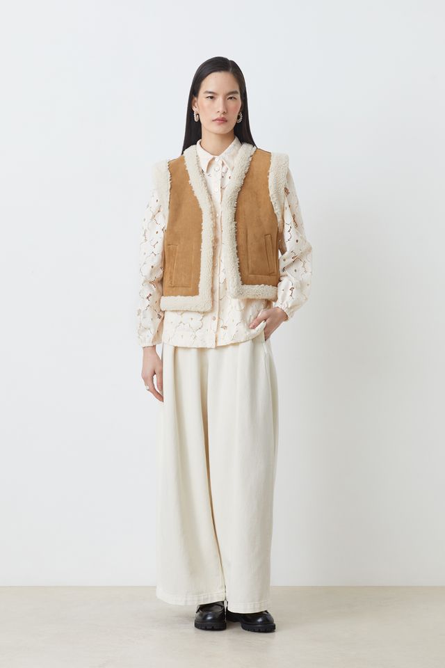 Dual Vest in Camel