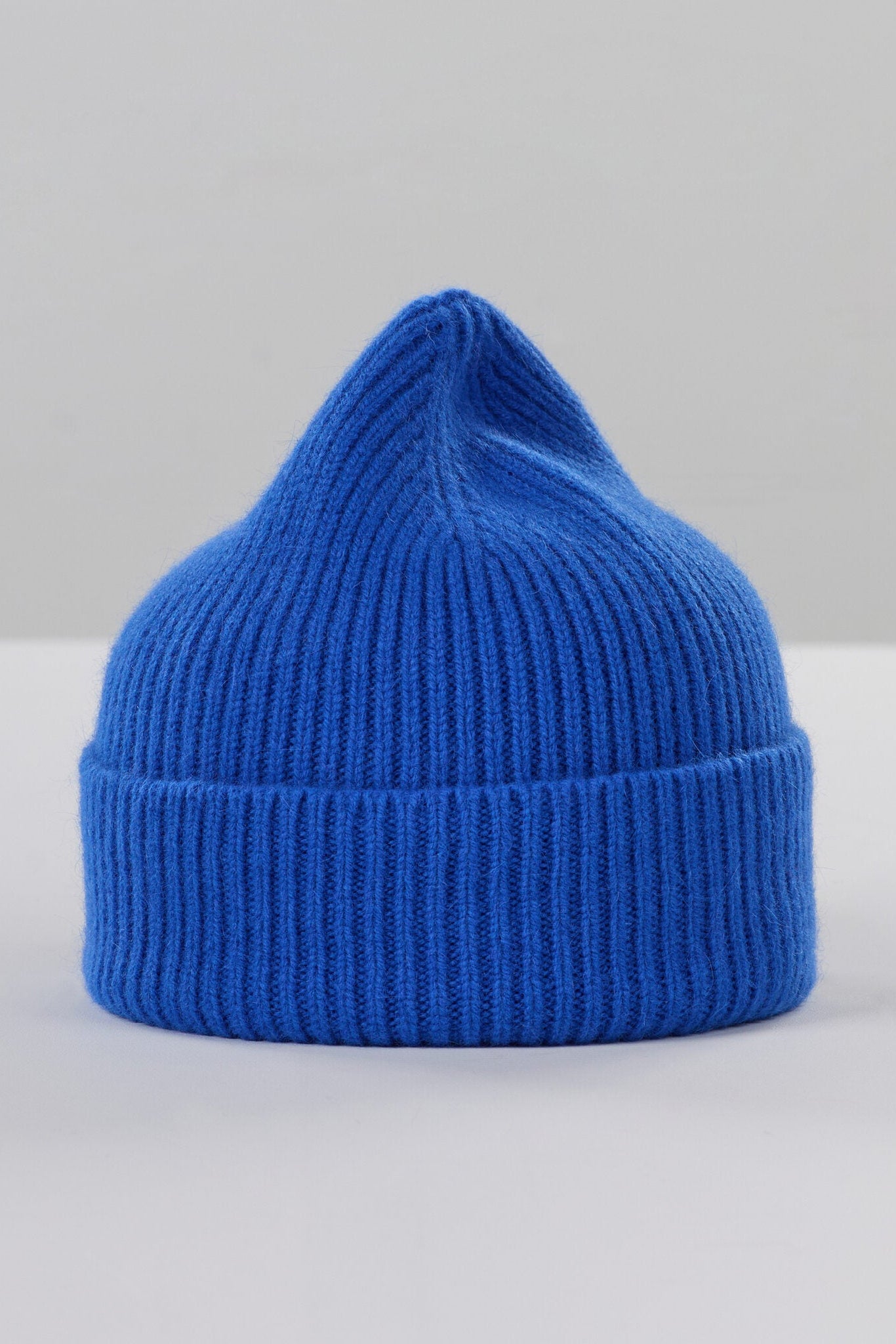 Le Bonnet Beanie in Royal Azur