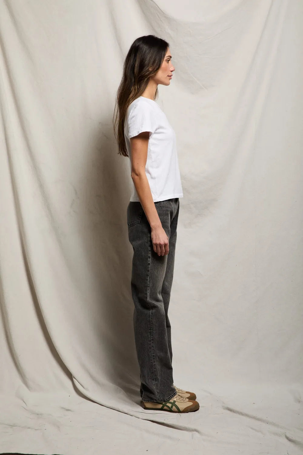 Lisa Recycled Cotton Fitted Tee in White view 2