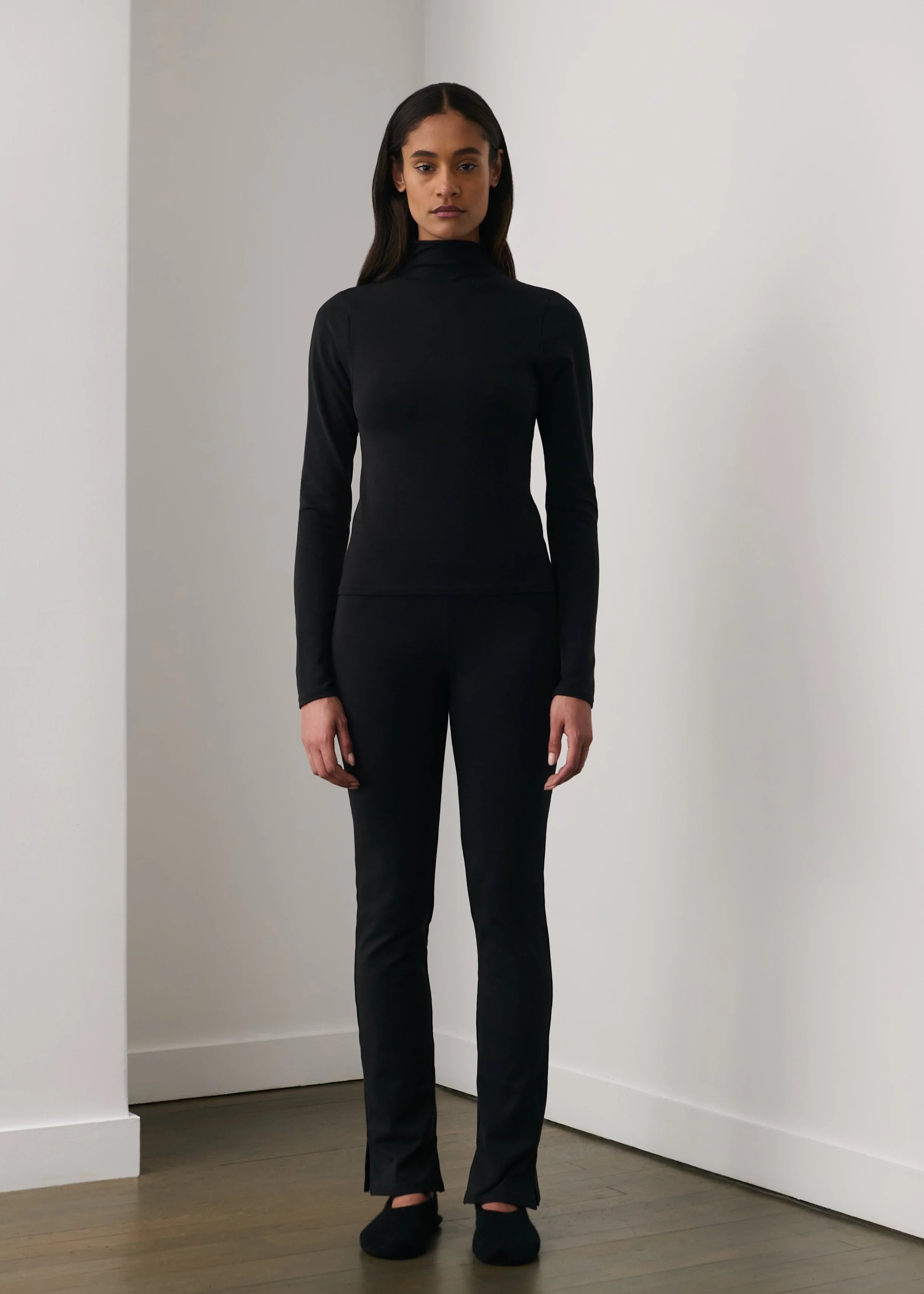 Base Long Sleeve Mock Neck in Black
