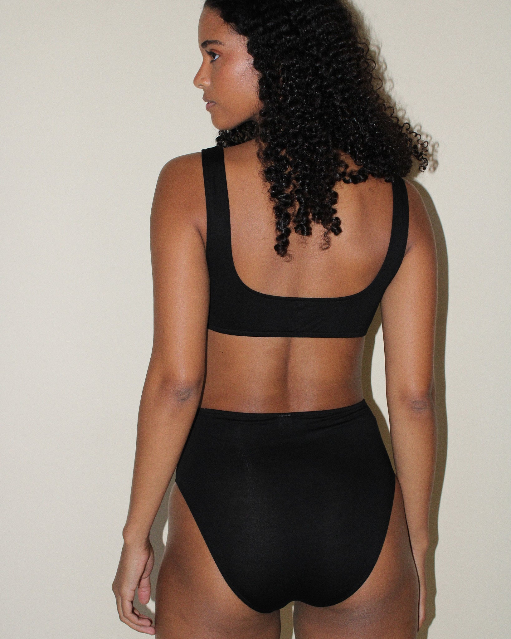 Underpinnings Brief in Khol